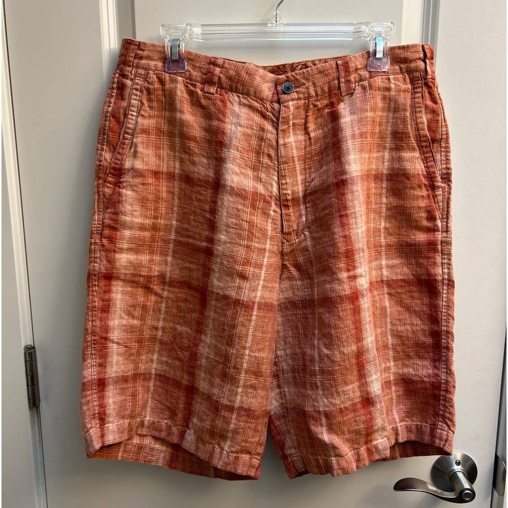 Men’s Flat front Tommy Bahama casual shorts